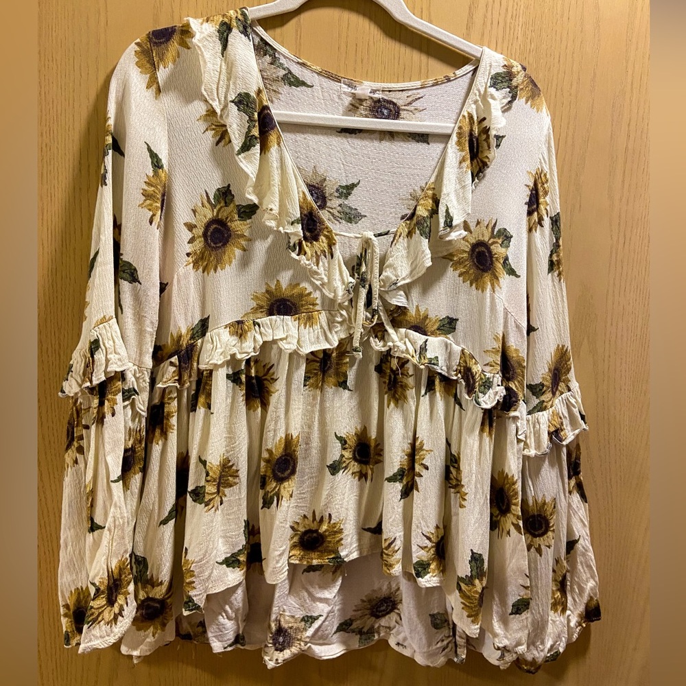Sunflower Blouse- Taylor & Sage
